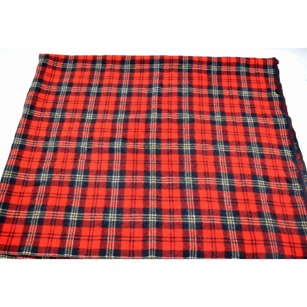 Vtg St Mary's Wool Blanket 82x64 Twin Sz Red Black White‎ Plaid Fieldcrest Mills